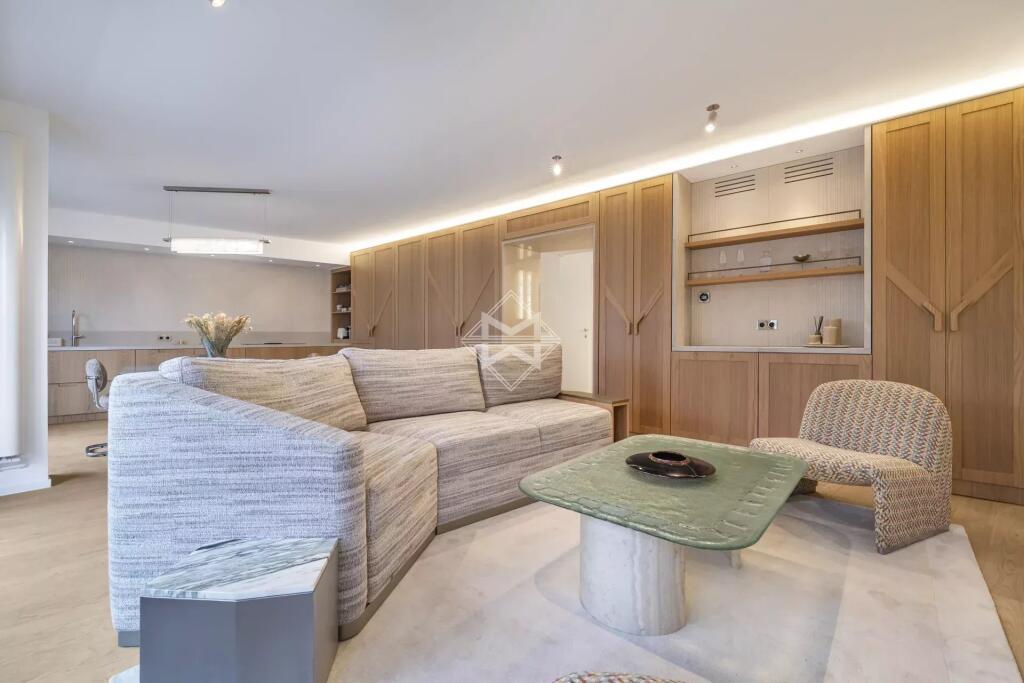 Main image of property: France