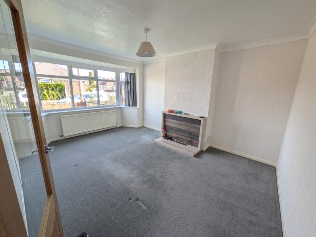 House in Gloucester - View 2
