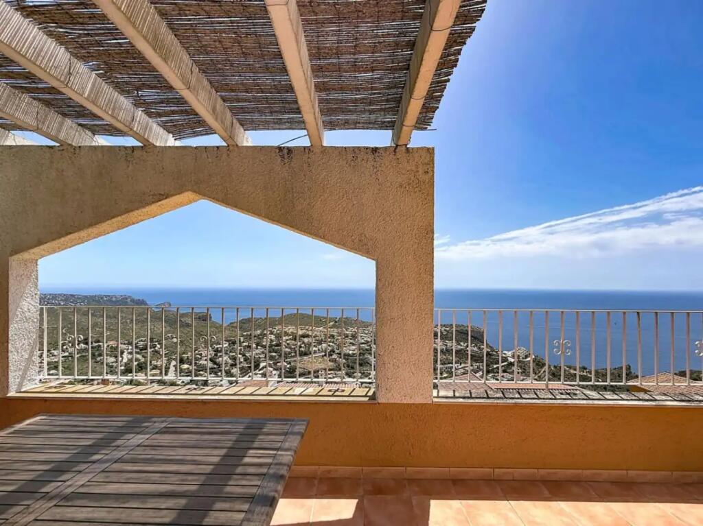 Main image of property: Valencia, Alicante, Benitatxell