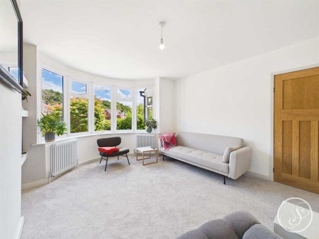 House in Leeds, West Yorkshire - View 4