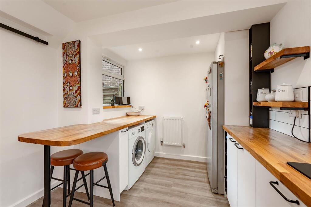 Luton Road, Wilstead photo 4
