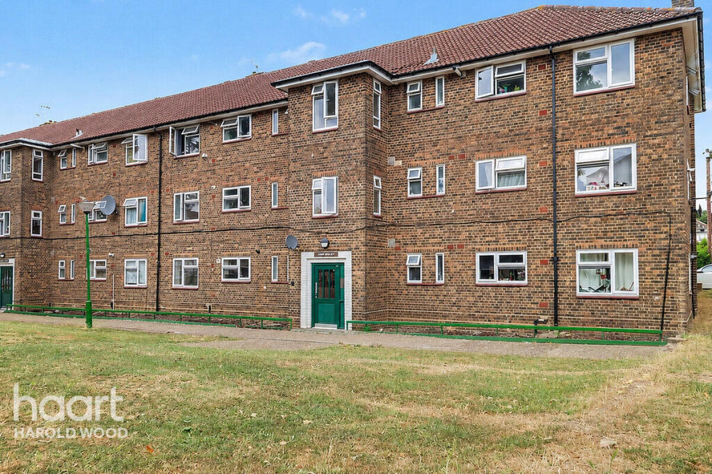 2-bed flat on Montgomery Crescent, Harold Hill, £270,000