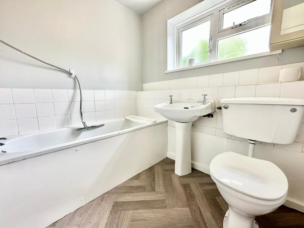 Apartment in Canterbury - View 5