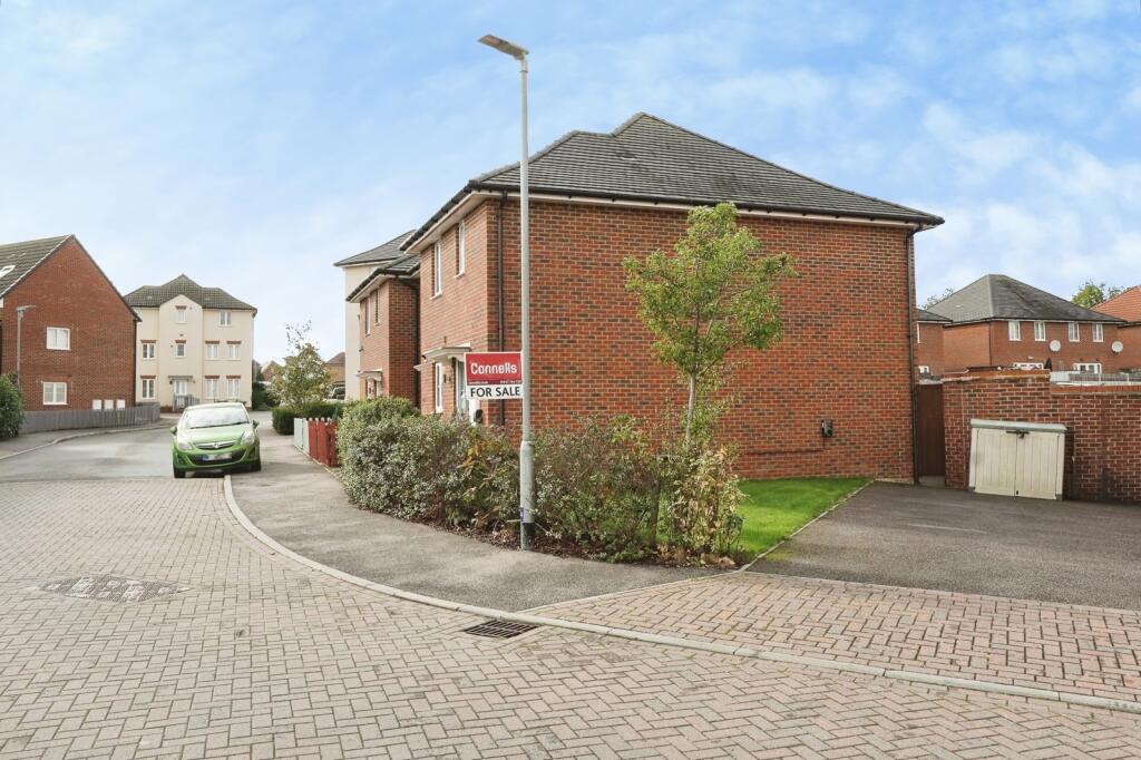 Millyard Road, Aylesham, Canterbury, Kent, CT3 photo 2
