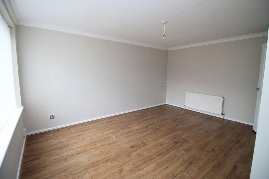Apartment in Newcastle upon Tyne - View 3