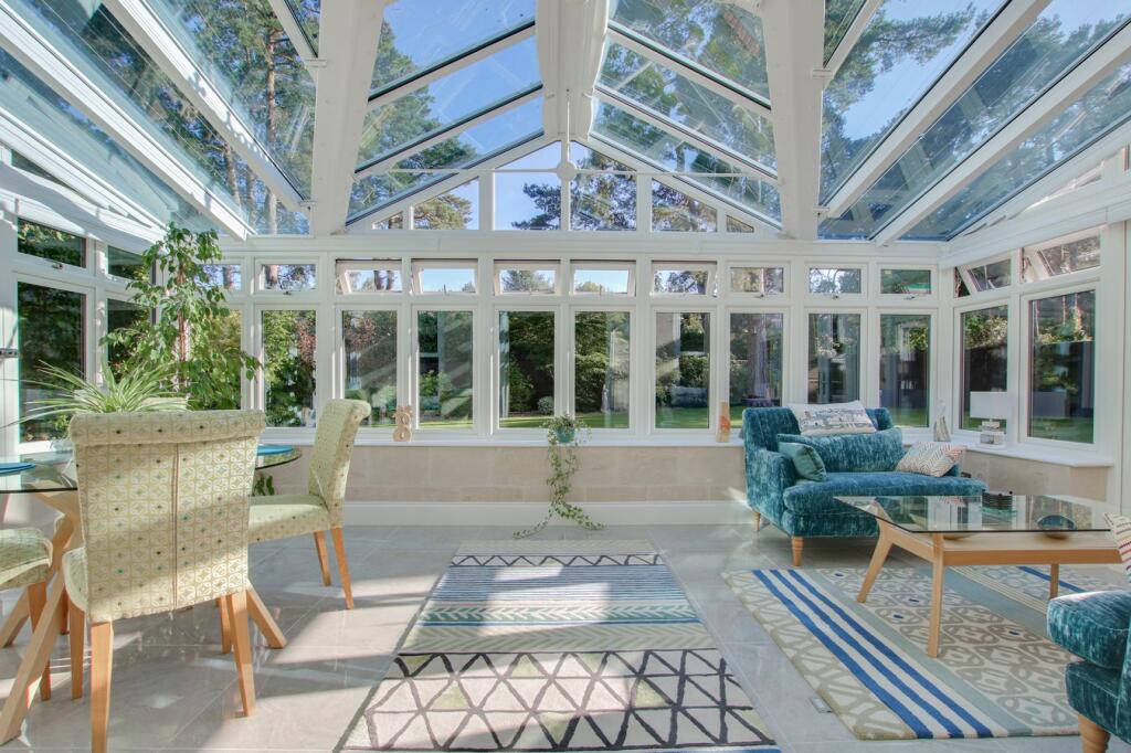 Avon Castle Drive, Ringwood, BH24 - More