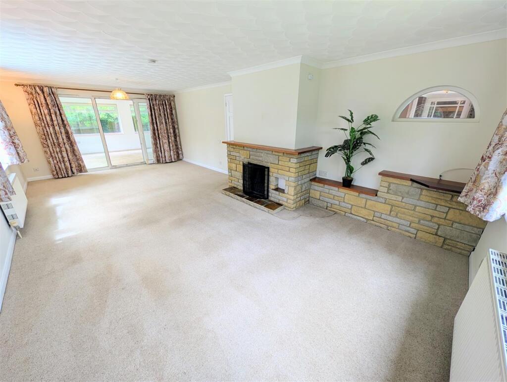 House in Ryde, Wootton Bridge - View 3