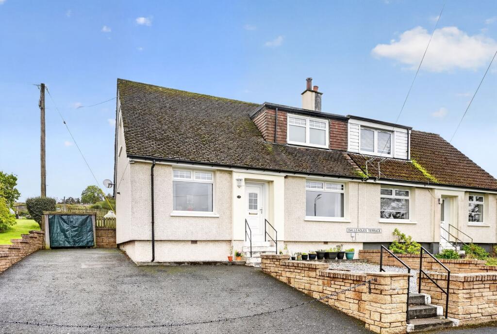 Main image of property: 2 Dalleagles Terrace Dalleagles, New Cumnock, KA18 4QW