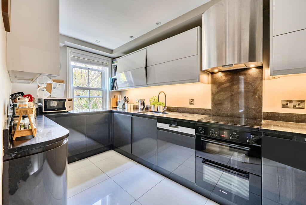 Apartment in Sonning, Wokingham - View 3