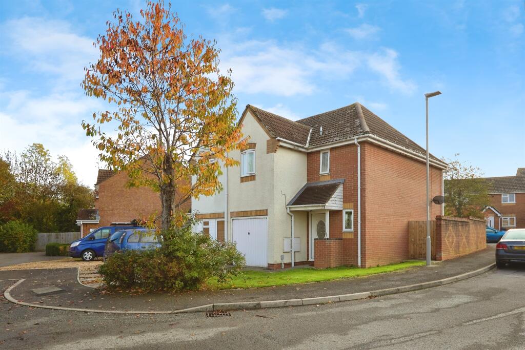 Main image of property: Horsefields, GILLINGHAM