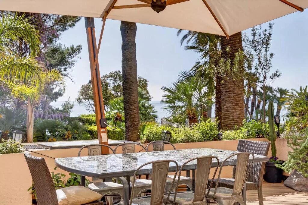 Main image of property: Provence-Alps-Cote d`Azur, Alpes-Maritimes, Cannes