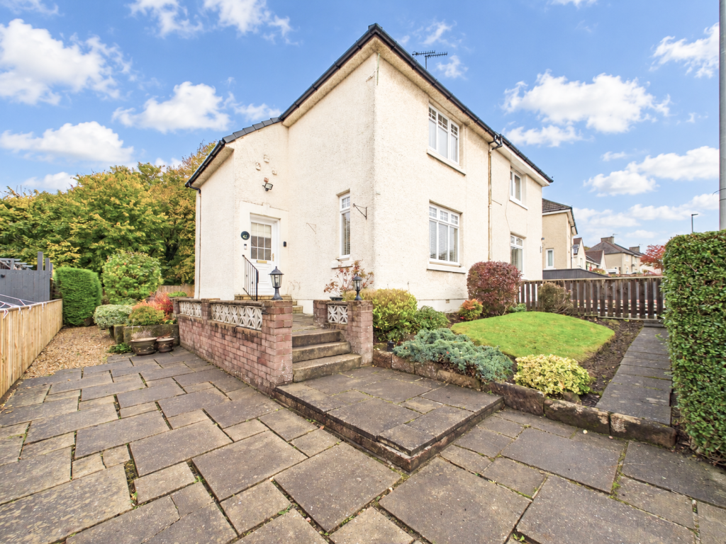 2-bed semi-detached on West Avenue, Uddingston, £165,000