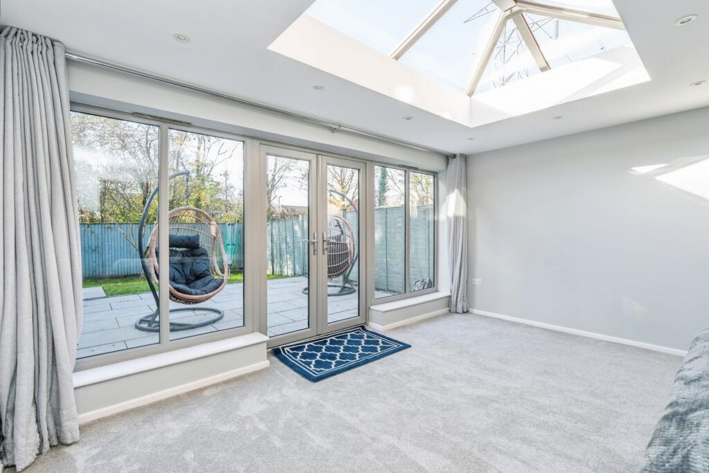 Galsworthy Road, West Totton, Southampton, Hampshire, SO40 photo 3