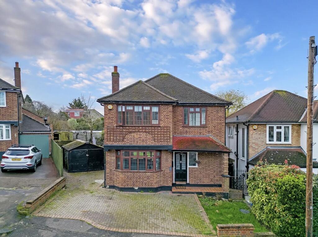 Main image of property: Dacre Close, Chigwell, IG7