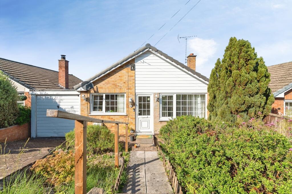 Main image of property: Lowdham Road, Gedling, Nottingham, Nottinghamshire, NG4