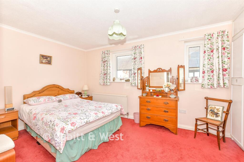 Spring Gardens, Emsworth, Hampshire - More