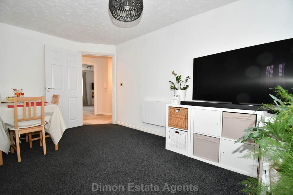 Apartment in Portsmouth - View 5