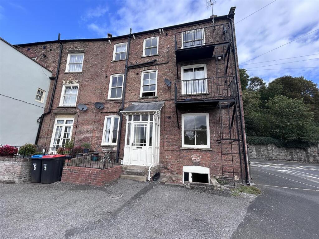 Main image of property: 78 Castlegate, Malton
