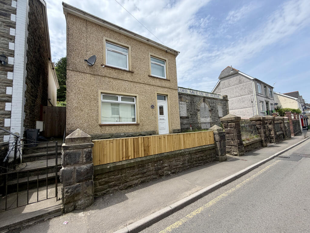 Main image of property: Chapel House, Aberfan Road, Aberfan, Merthyr Tydfil, CF48 4QN