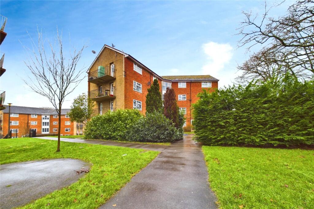 Main image of property: Hunters Hill, Burghfield Common, Reading, Berkshire, RG7