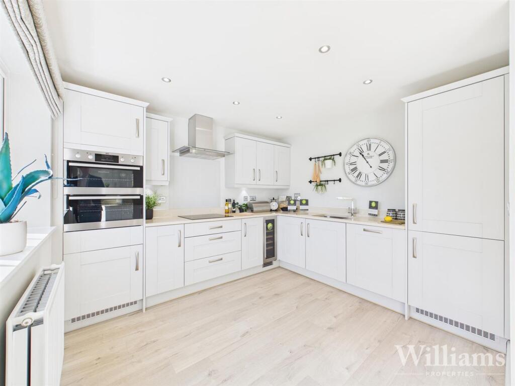 House in Broughton, Kingsbrook - View 2