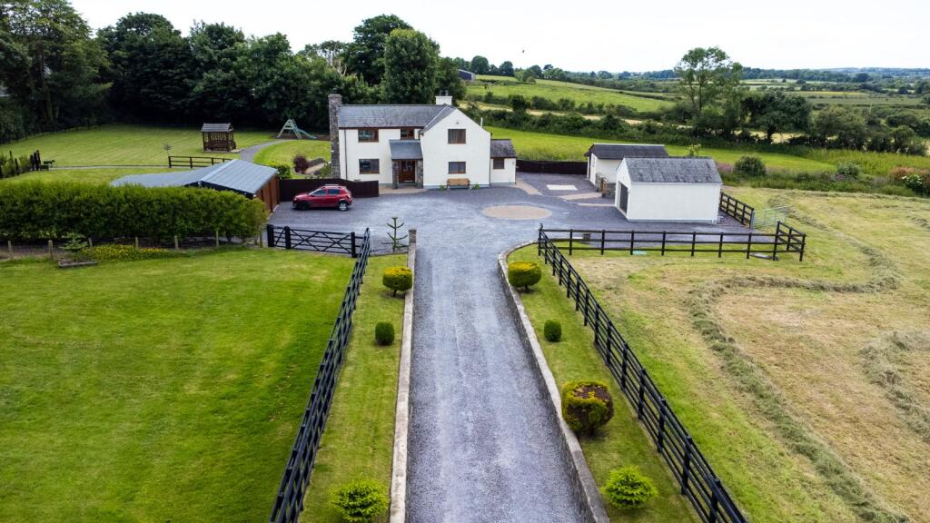 Brynsiencyn, Llanfairpwll, Sir Ynys Mon, LL61 photo 2