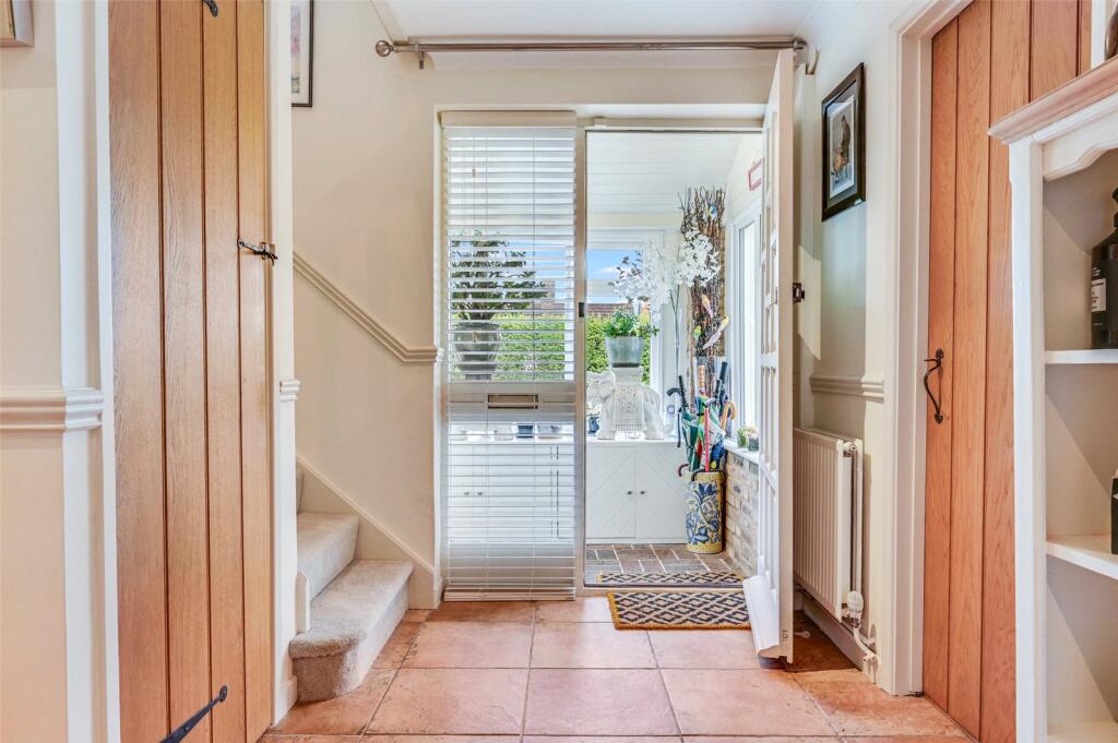 House in Uttlesford, Great Dunmow - View 3