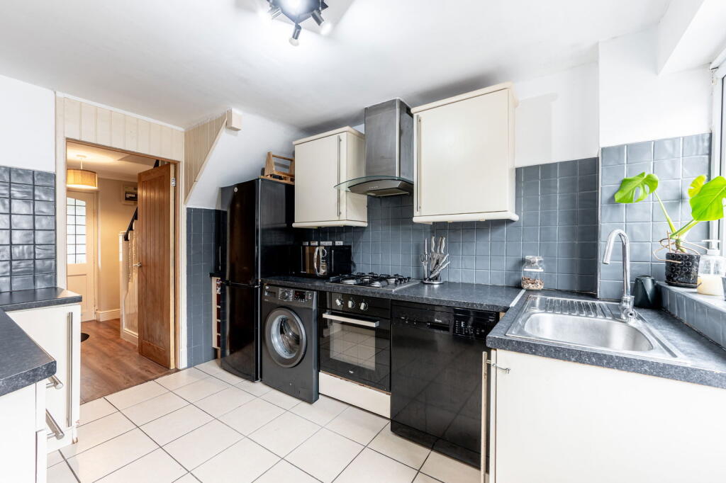 Netherstowe Lane, Lichfield, WS13 6AY photo 3