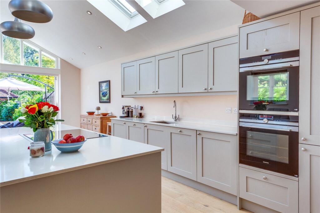 Mill Road, Shiplake, Henley-on-Thames, Oxfordshire, RG9 photo 4
