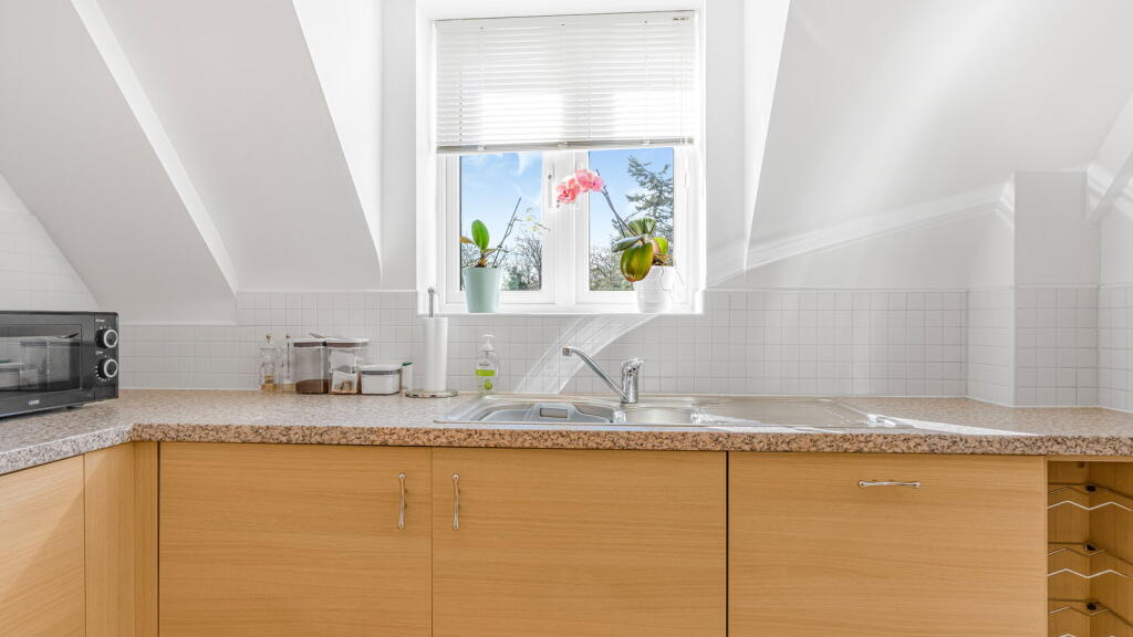 Additional image 12 of Apartment 6, Chatsworth House, Chepstow Place, Sutton Coldfield, B74 3TJ