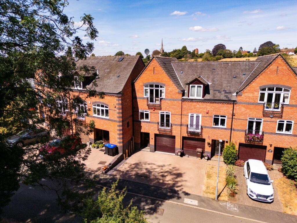 Main image of property: 9 Brindley Quays, Braunston, NN11 7AN