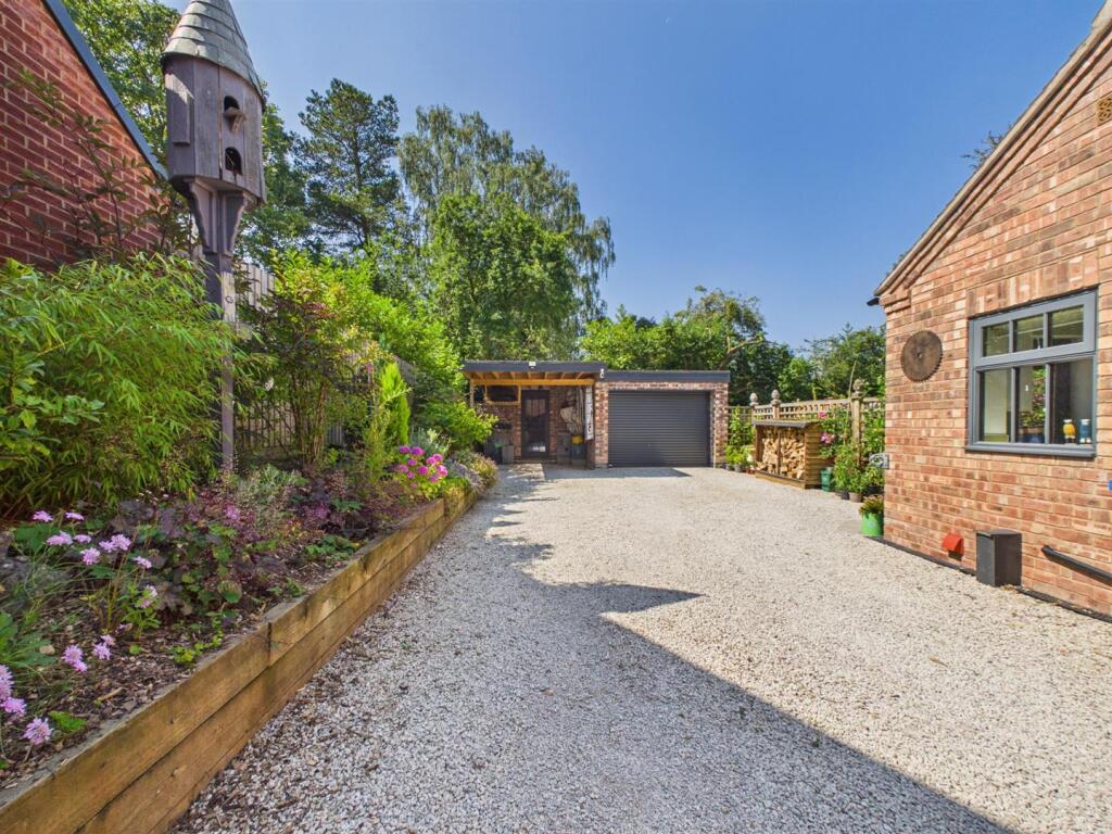 House in Derby - View 4