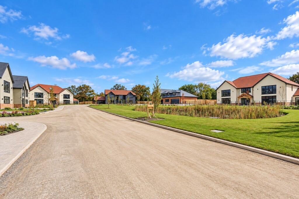 House in Brentwood, Doddinghurst - View 5