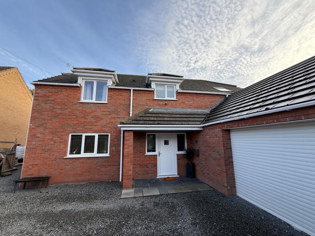 Main image of property: Derby Avenue, Skegness