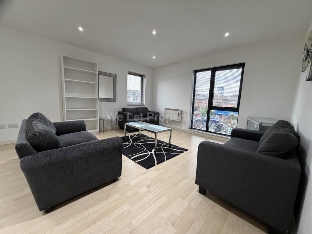 Main image of property: Quay 5, Salford