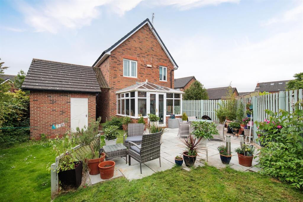Burghley Gardens, Pegswood, Morpeth, NE61 photo 2