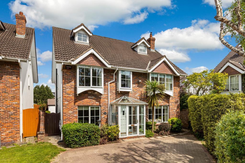Main image of property: 2 College Gate, Castleknock, Dublin 15, D15 DD34