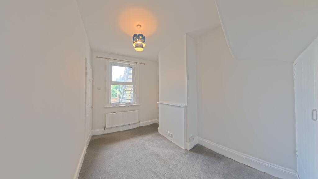 Apartment in Brighton - View 4
