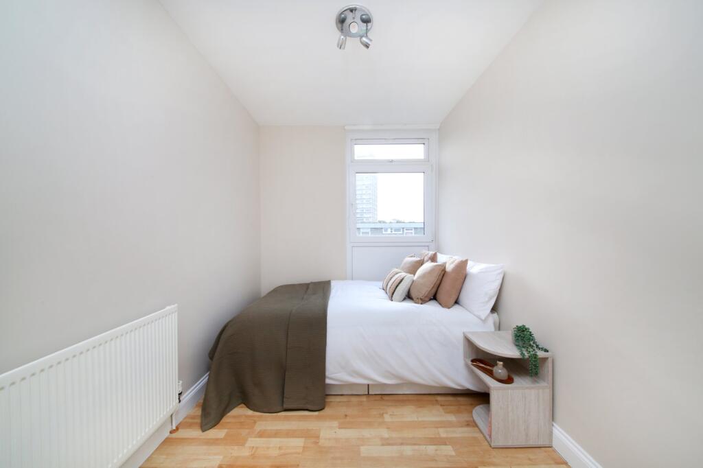 Apartment in London - View 5