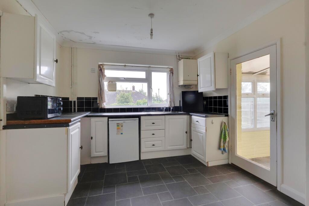 House in Portsmouth - View 3