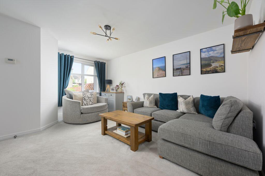 House in Dunfermline, Linburn, Duloch - View 4
