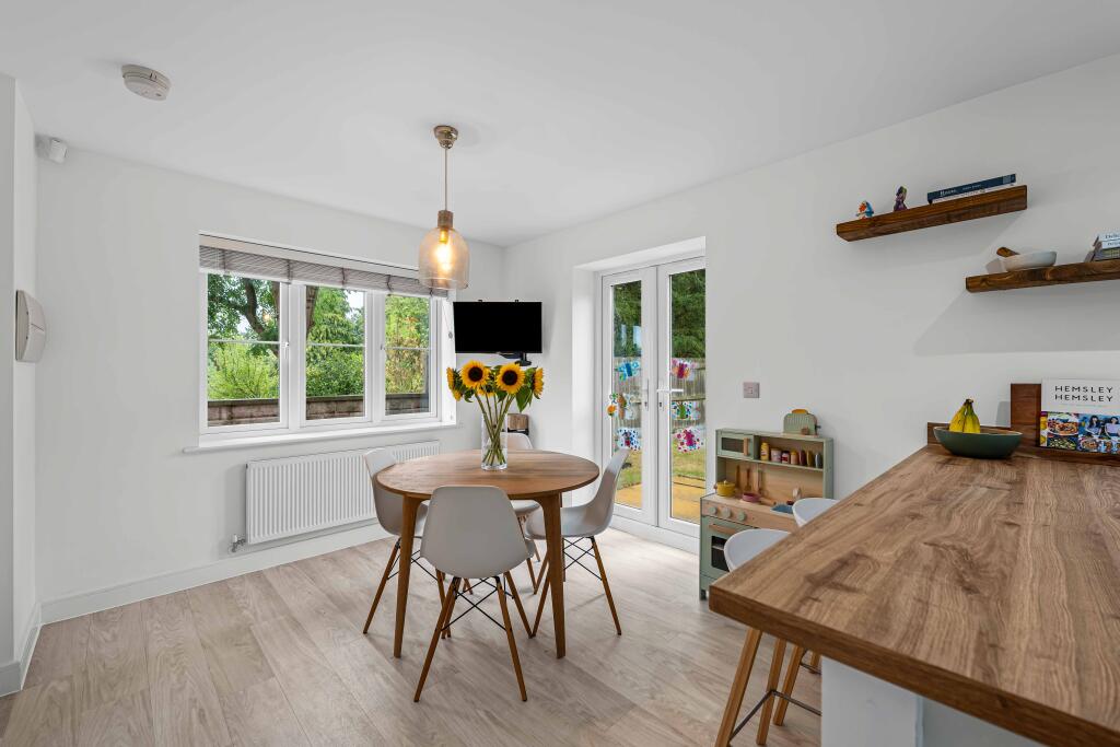 House in Derbyshire Dales, Matlock Town - View 4