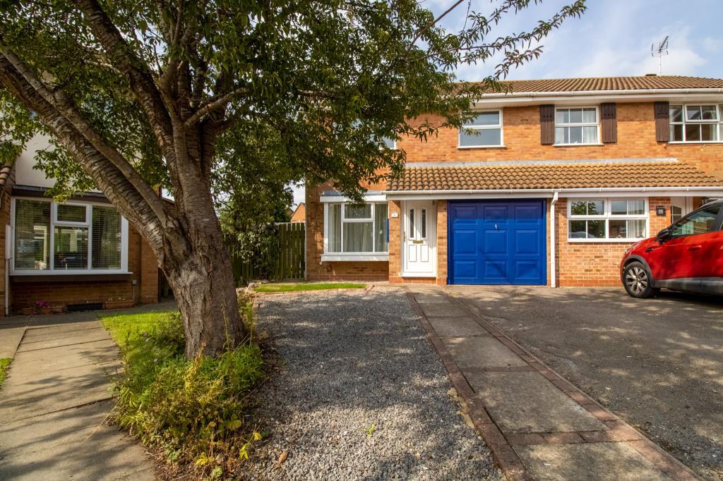 Main image of property: Holdgate Close, Brackley, NN13