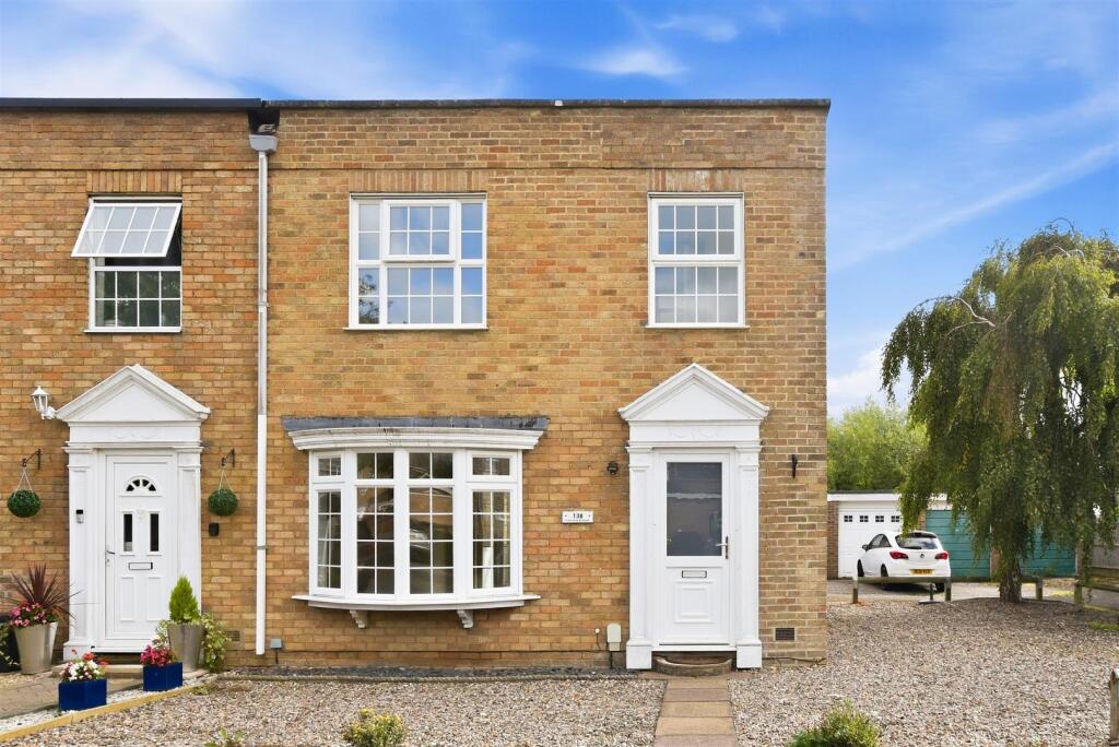 Main image of property: Fosseway Avenue, Moreton-In-Marsh