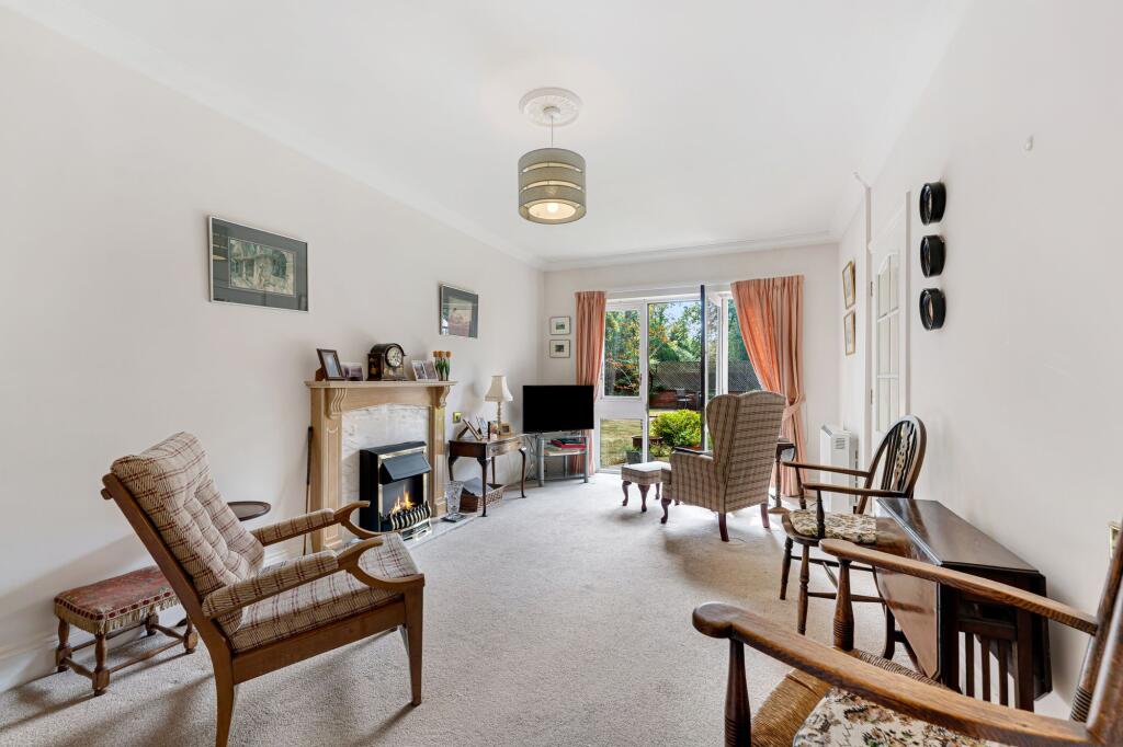 Apartment in Chester - More