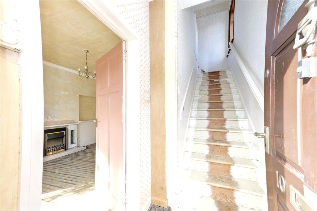 House in Kirkcaldy - More