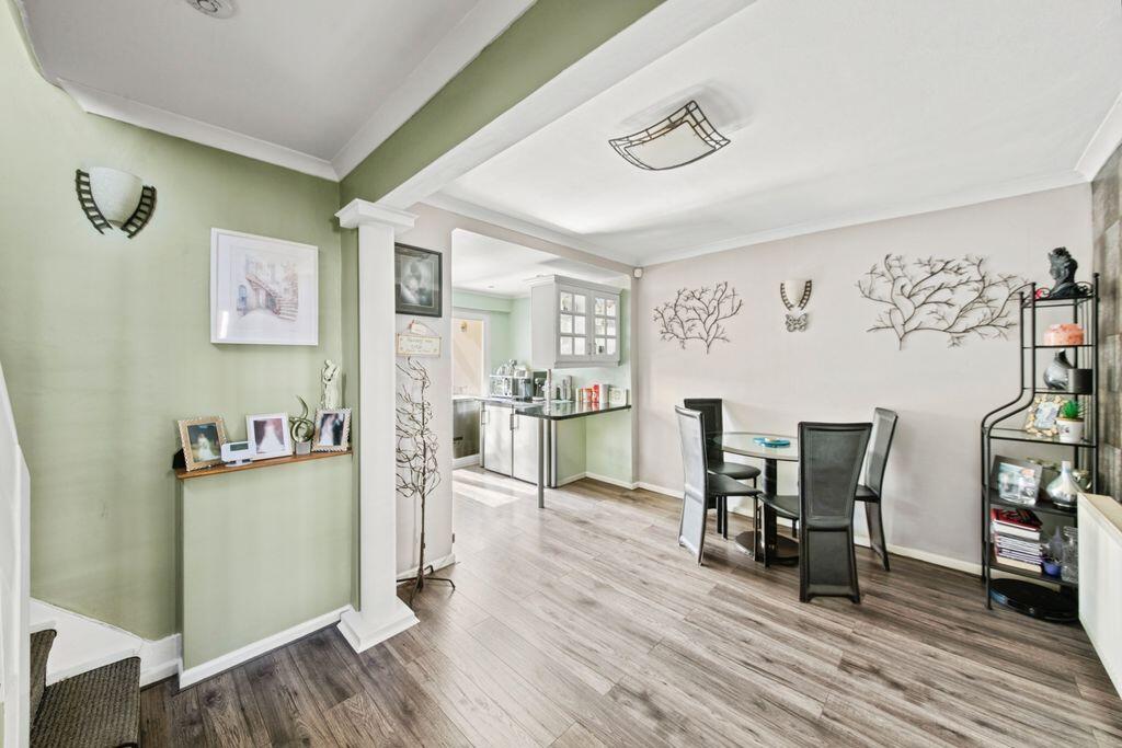 House in Southall - View 4