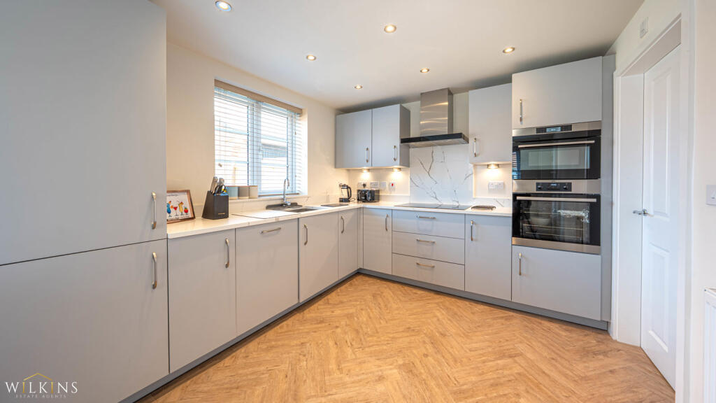 Mill Grove, Tamworth, Staffordshire, B79 - View 4