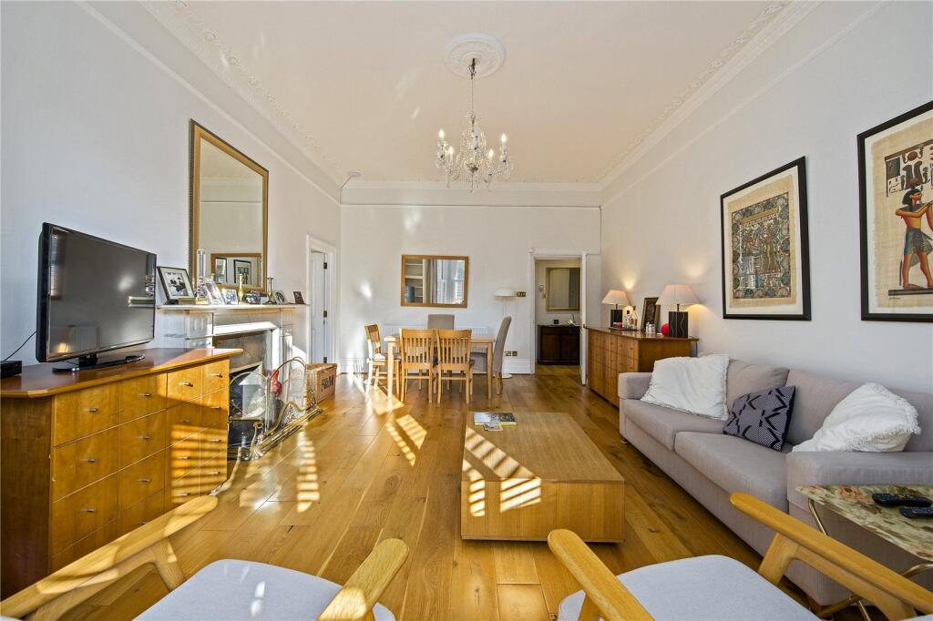 Apartment in London, North Sheen - More