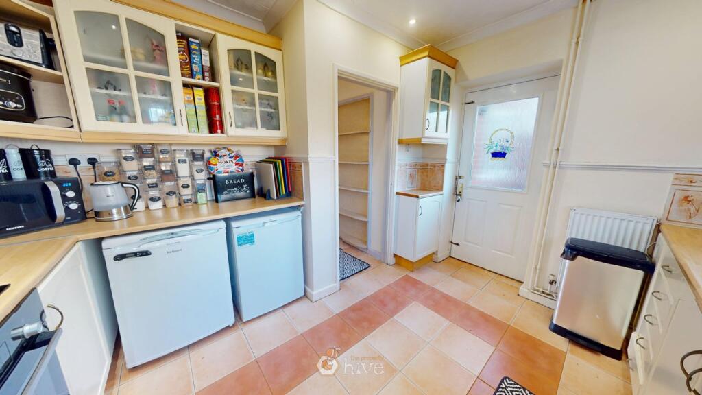 House in Doncaster, Stainforth - View 5